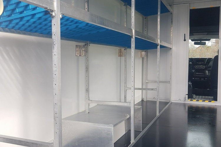 Iveco Daily KONTENER NISKOPODŁOGOWY 4.43x2.23x2.42 SKLEP BAR FOODTRUCK KAMPER AC zdjęcie 19