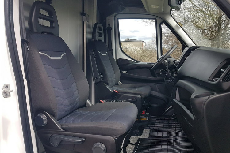 Iveco Daily KONTENER NISKOPODŁOGOWY 4.43x2.23x2.42 SKLEP BAR FOODTRUCK KAMPER AC zdjęcie 8