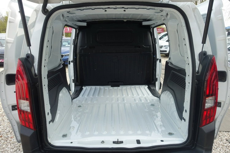 Peugeot Partner R E Z E R W A C J A zdjęcie 10