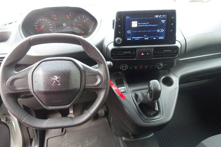 Peugeot Partner R E Z E R W A C J A zdjęcie 17
