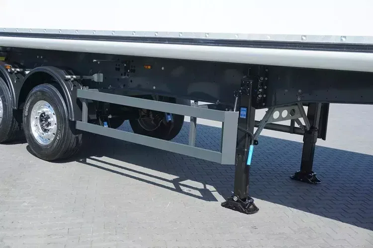 Schmitz WYWROTKA / 52 M3 / OŚ PODNOSZONA / JAK NOWA zdjęcie 15