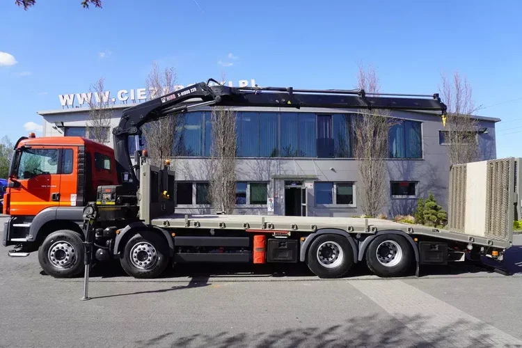 MAN TGS 35.360 E6 8x2 / HDS HIAB 166 E-2 5900 KG - 47 MTH / 160 tys. km / oś podnoszona zdjęcie 7