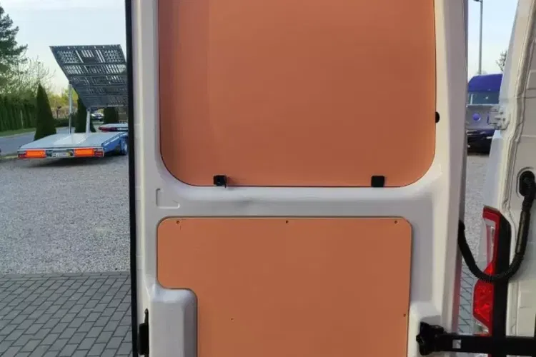 Opel Movano zdjęcie 49