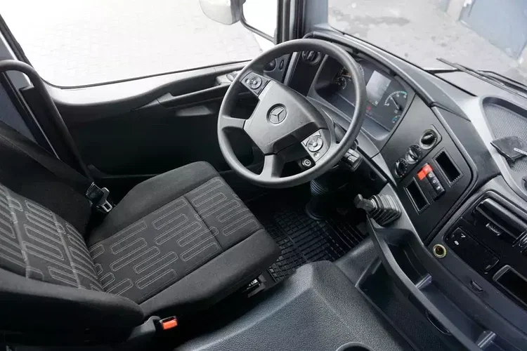 Mercedes ATEGO / 1524 / EURO 6 / CHŁODNIA + WINDA / 16 PALET / ŁAD. 7765KG zdjęcie 13