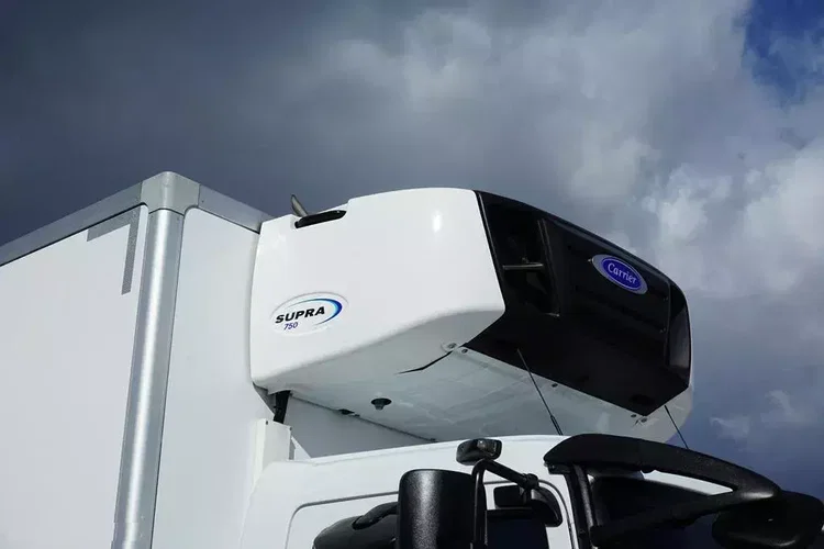 Mercedes ATEGO / 1524 / EURO 6 / CHŁODNIA + WINDA / 16 PALET / ŁAD. 7765KG zdjęcie 31