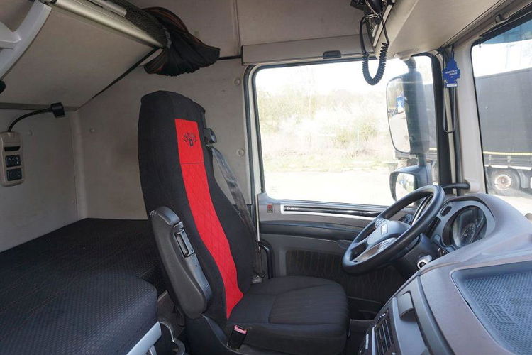 DAF XF 480 FT zdjęcie 8