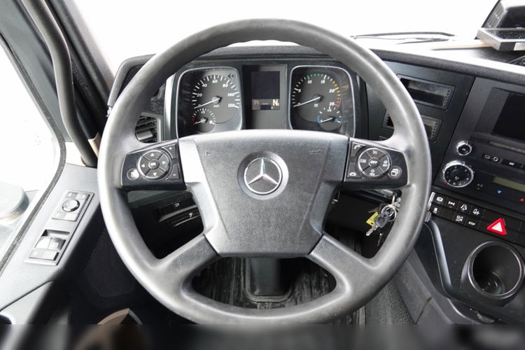 Mercedes ACTROS 1845  / BDF  / DO PRZEWOZU KONTENERÓW /  SPROWADZONY  zdjęcie 30