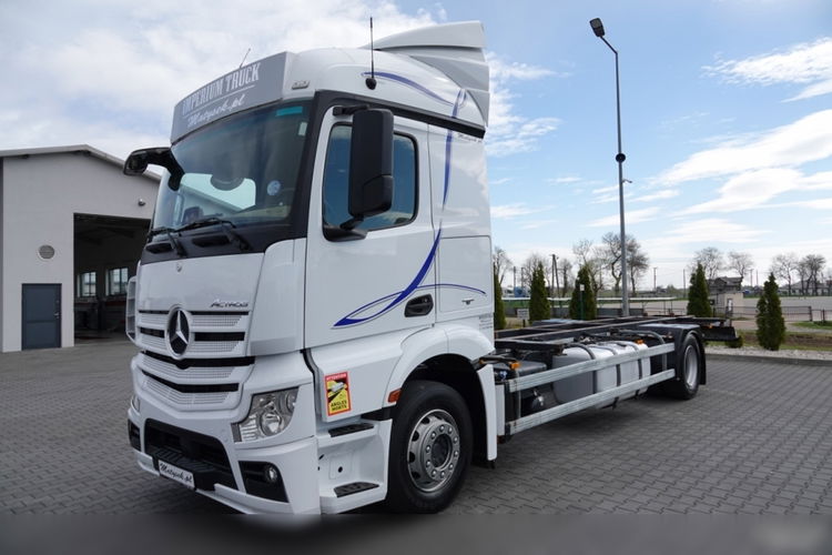 Mercedes ACTROS 1845  / BDF  / DO PRZEWOZU KONTENERÓW /  SPROWADZONY  zdjęcie 3