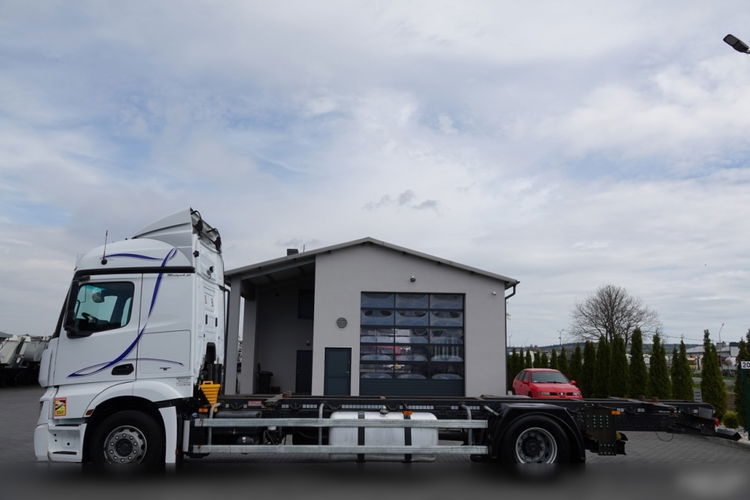 Mercedes ACTROS 1845  / BDF  / DO PRZEWOZU KONTENERÓW /  SPROWADZONY  zdjęcie 4