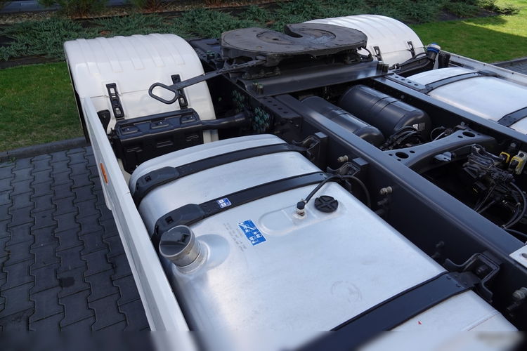 Scania R 450 / RETARDER / KLIMA POSTOJOWA / OPONY 100 % / PO KONTRAKCIE SERWISOWYM zdjęcie 17