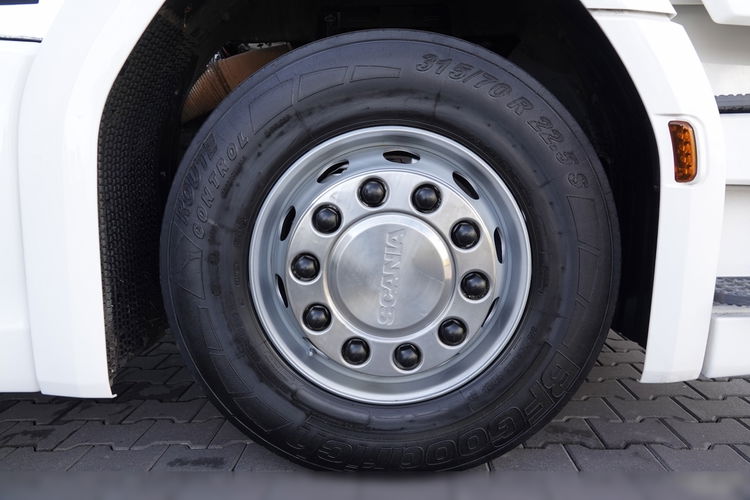 Scania R 450 / RETARDER / KLIMA POSTOJOWA / OPONY 100 % / PO KONTRAKCIE SERWISOWYM zdjęcie 19