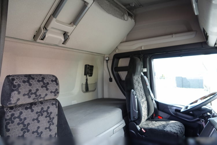 Scania R 450 / RETARDER / KLIMA POSTOJOWA / OPONY 100 % / PO KONTRAKCIE SERWISOWYM zdjęcie 35