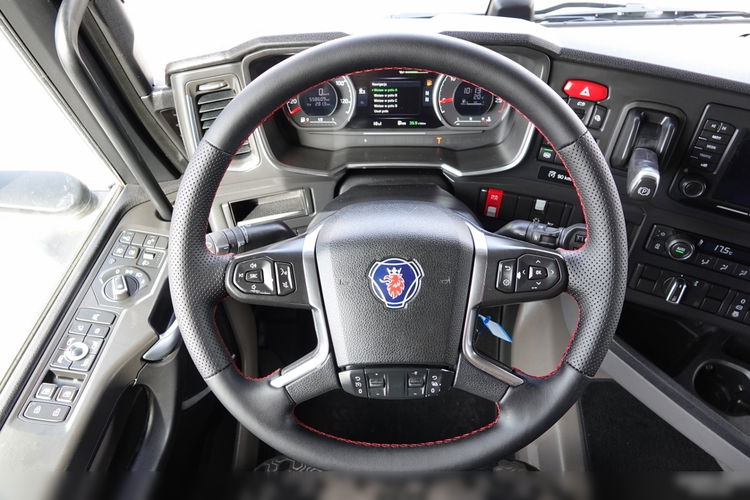 Scania R 500 / RETARDER / NISKA KABINA / FULL AIRMATIC / HYDRAULIKA / PO KONTRAKCIE SERWISOWYM zdjęcie 30