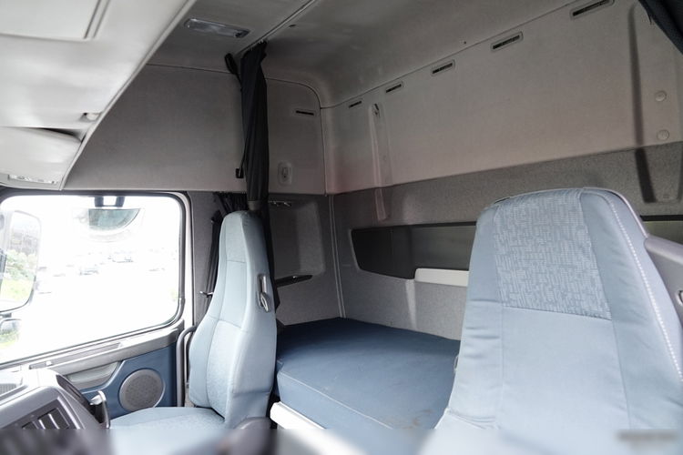 Volvo FH 460 / EEV /RETARDER / 743.000 KM / SPROWADZONY  zdjęcie 25