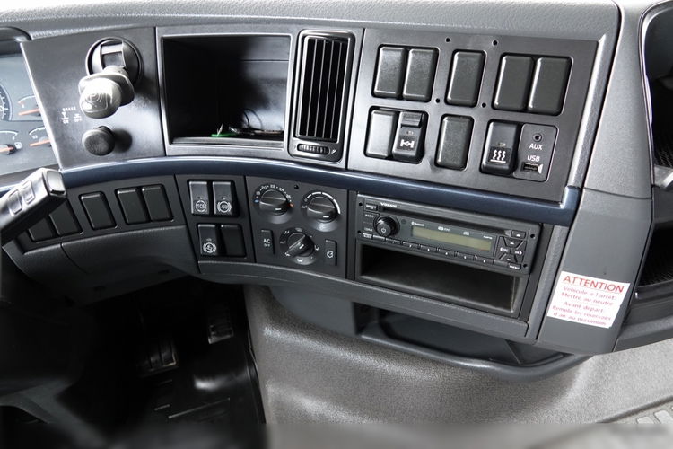 Volvo FH 460 / EEV /RETARDER / 743.000 KM / SPROWADZONY  zdjęcie 30