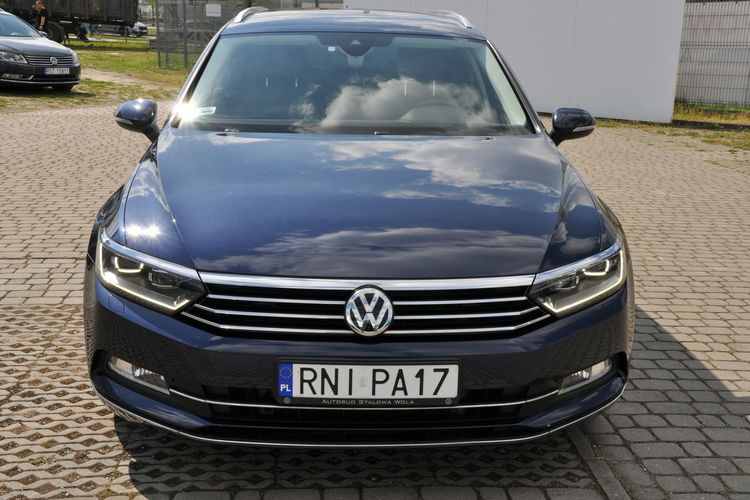 Volkswagen Passat 2.0TDI 190KM DSG Highline Navi Kamera Virtual Oryg.Hak Temp.ACC Led zdjęcie 2