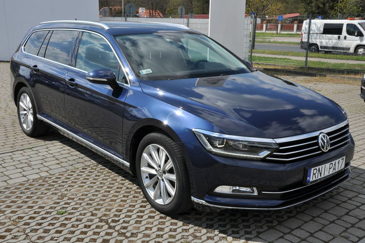 Volkswagen Passat 2.0TDI 190KM DSG Highline Navi Kamera Virtual Oryg.Hak Temp.ACC Led zdjęcie 3