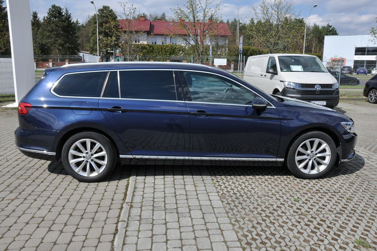 Volkswagen Passat 2.0TDI 190KM DSG Highline Navi Kamera Virtual Oryg.Hak Temp.ACC Led zdjęcie 4