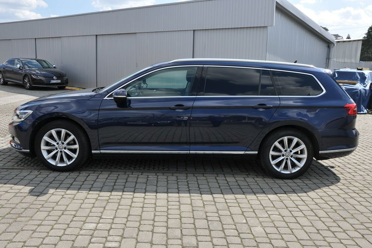 Volkswagen Passat 2.0TDI 190KM DSG Highline Navi Kamera Virtual Oryg.Hak Temp.ACC Led zdjęcie 8