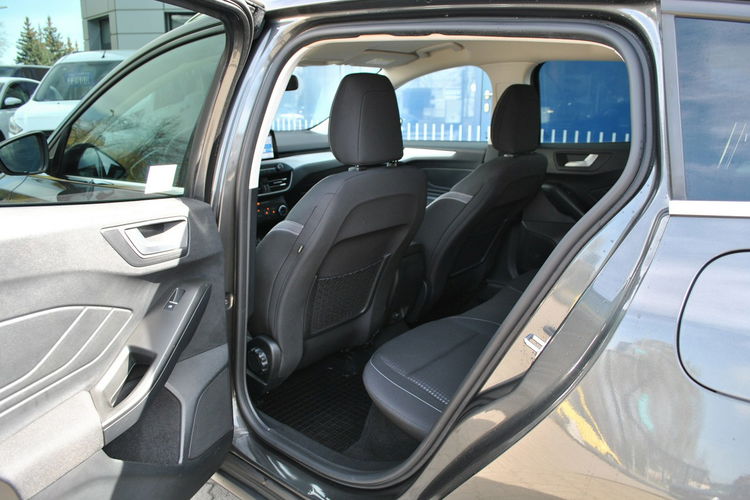 Focus Kombi Connected 1, 5 EcoBlue 120KM ASO Forda Gwarancja zdjęcie 11