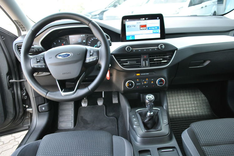 Focus Kombi Connected 1, 5 EcoBlue 120KM ASO Forda Gwarancja zdjęcie 13