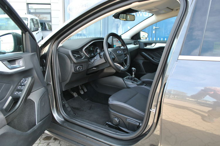 Focus Kombi Connected 1, 5 EcoBlue 120KM ASO Forda Gwarancja zdjęcie 15