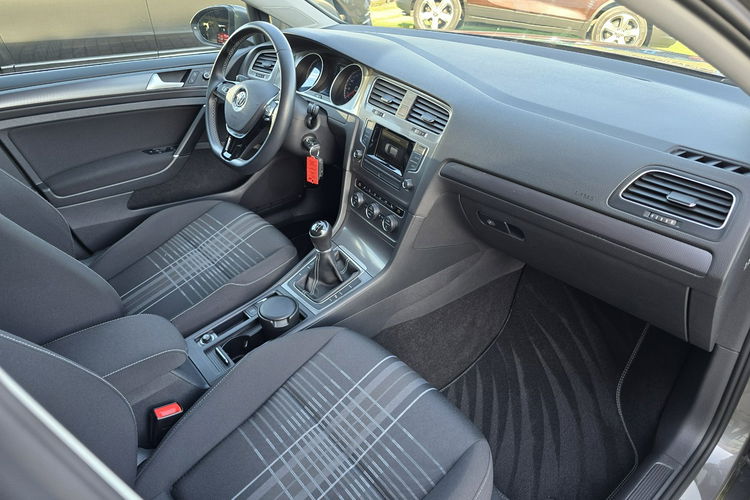 Volkswagen Golf Kompletna dokumentacja serwisowa, lakier oryginał 100% zdjęcie 11