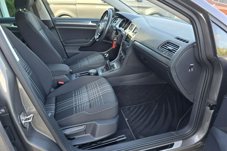 Volkswagen Golf Kompletna dokumentacja serwisowa, lakier oryginał 100% zdjęcie 12