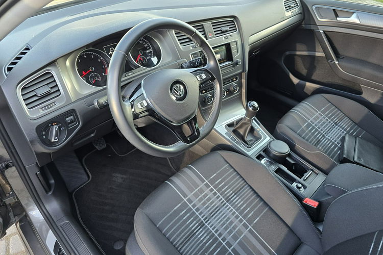 Volkswagen Golf Kompletna dokumentacja serwisowa, lakier oryginał 100% zdjęcie 9