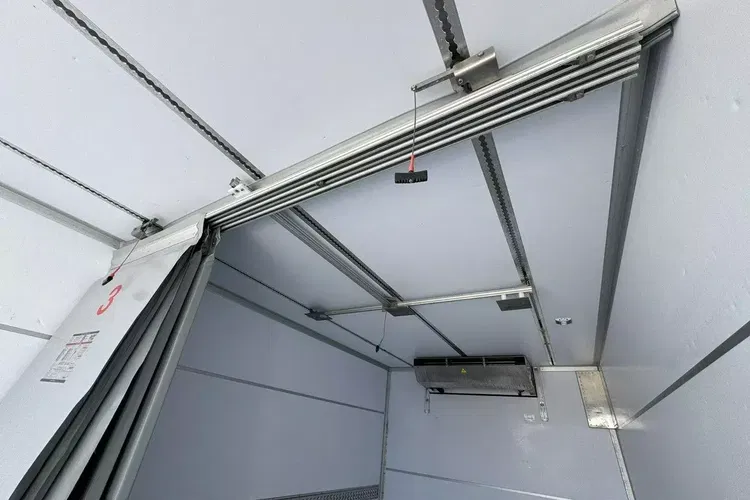Iveco Daily 72C21 Mroźnia HI-MATIC Ściana Grodziowa Multitemperatura zdjęcie 27