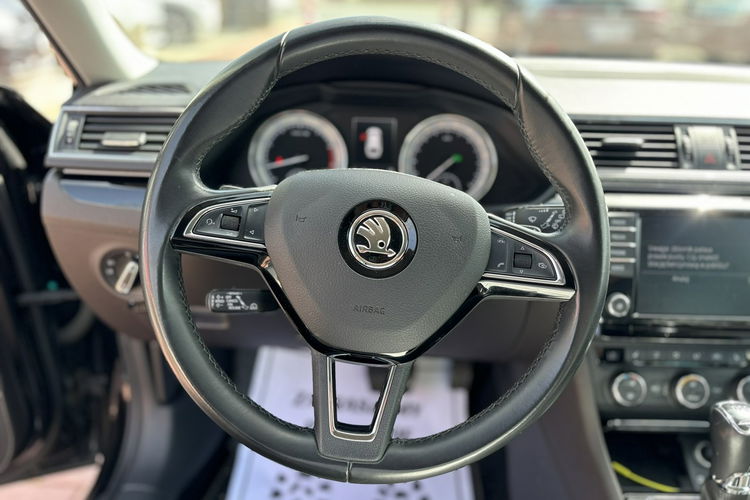 Skoda Superb Salon Polska, DSG, Niski Przebieg, Laurin & Klement zdjęcie 19