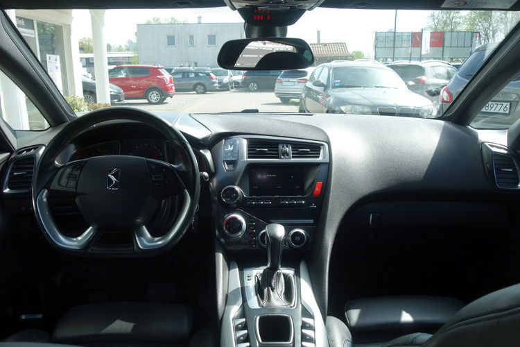 DS Automobiles DS 5 zdjęcie 16