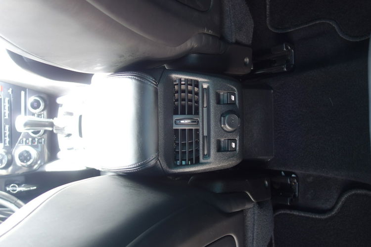 DS Automobiles DS 5 zdjęcie 17