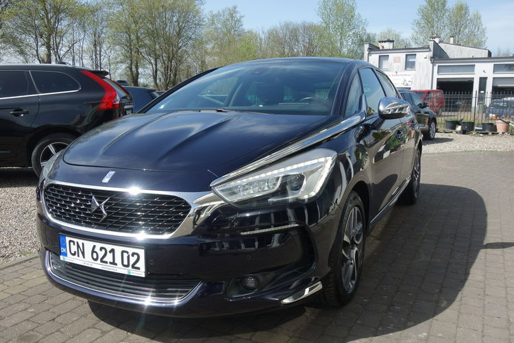 DS Automobiles DS 5 zdjęcie 2