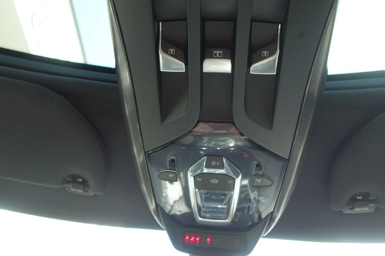 DS Automobiles DS 5 zdjęcie 24