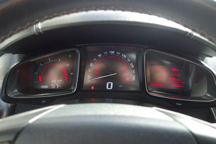 DS Automobiles DS 5 zdjęcie 32