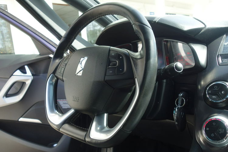 DS Automobiles DS 5 zdjęcie 33