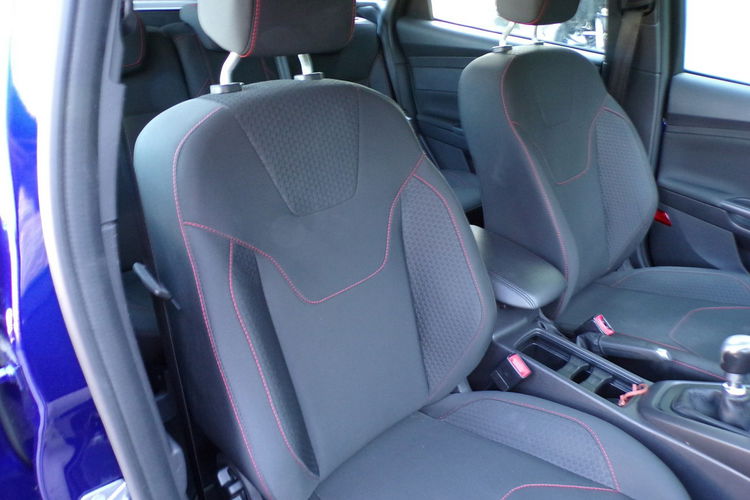 Ford Focus ST Line /Asystent /Navi /1, 5 /150KM /2017r /86000km zdjęcie 33