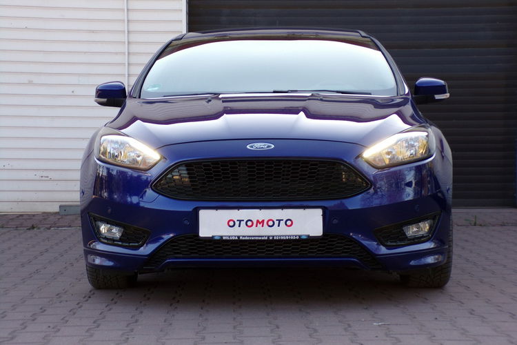 Ford Focus ST Line /Asystent /Navi /1, 5 /150KM /2017r /86000km zdjęcie 4