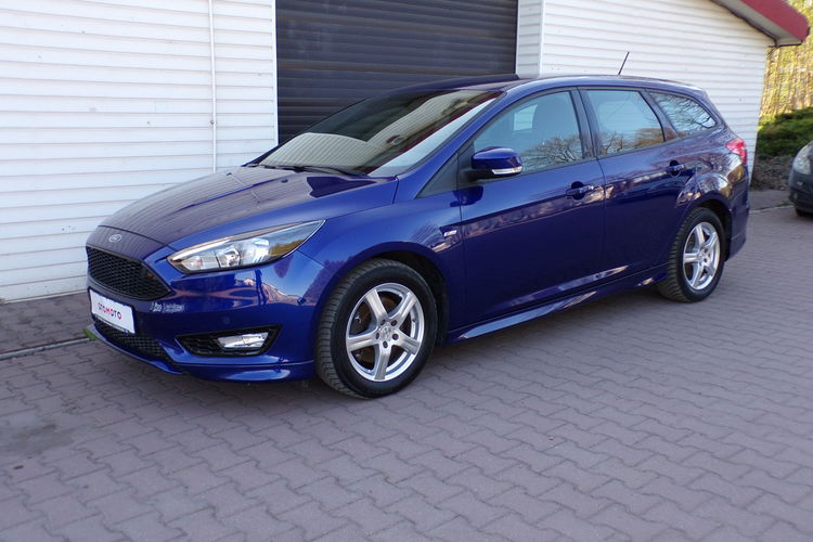 Ford Focus ST Line /Asystent /Navi /1, 5 /150KM /2017r /86000km zdjęcie 5