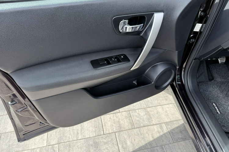 Nissan Qashqai Zadbany Bezwypadkowy Niski oryginalny przebieg zdjęcie 11