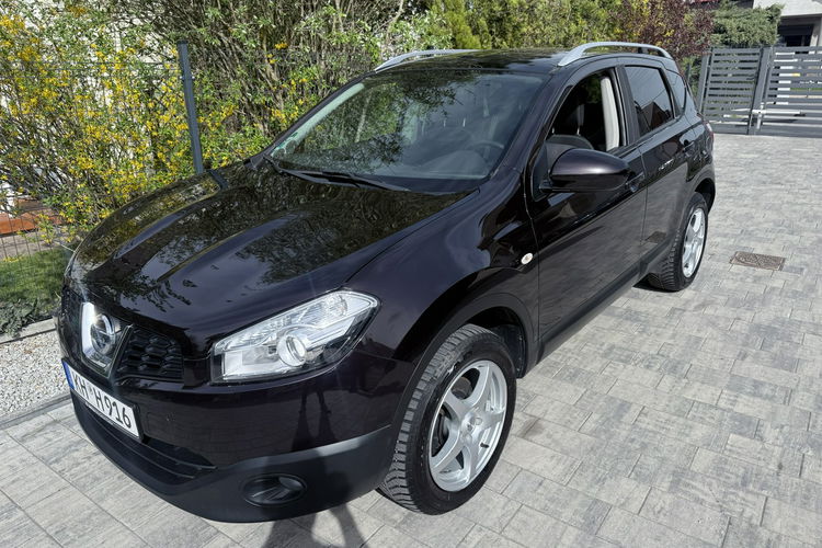 Nissan Qashqai Zadbany Bezwypadkowy Niski oryginalny przebieg zdjęcie 26