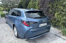 Toyota Corolla Hybryda niski przebieg oryginalny lakier zdjęcie 3