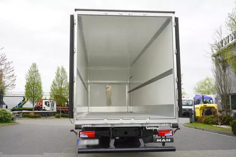 MAN TGX 26.400 / Nowa izoterma Plandex 23 palety / GWARANCJA zdjęcie 5