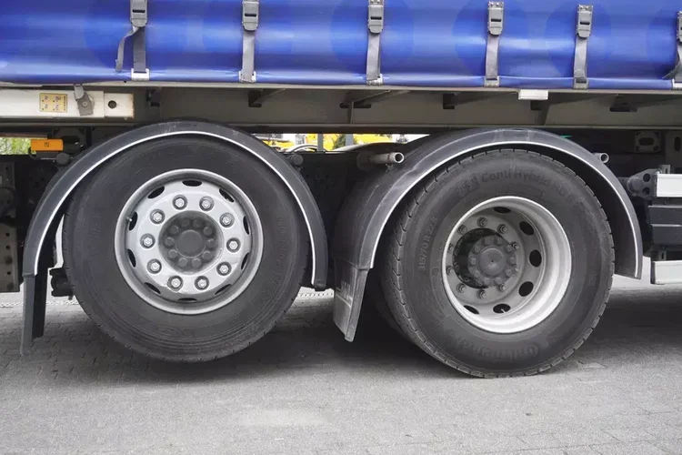 Mercedes Actros 2545 / 2021 / Firanka 18 EPAL / kab. sypialna zdjęcie 15