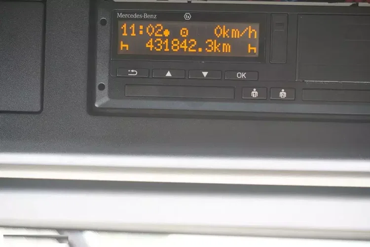 Mercedes Actros 2545 / 2021 / Firanka 18 EPAL / kab. sypialna zdjęcie 20
