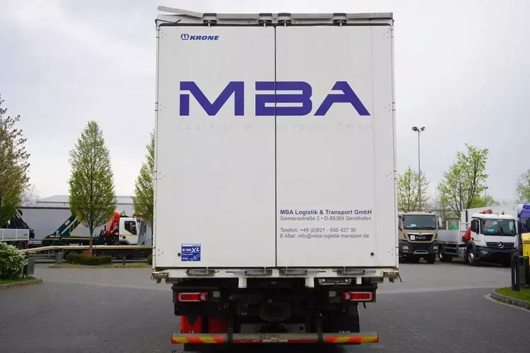 Mercedes Actros 2545 / 2021 / Firanka 18 EPAL / kab. sypialna zdjęcie 4