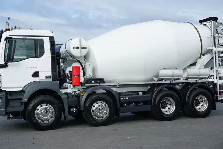 MAN TGS / 32.430 / E 6 / BETONOMIESZARKA / 8 X 4 zdjęcie 15