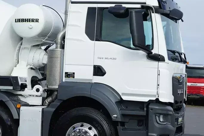 MAN TGS / 32.430 / E 6 / BETONOMIESZARKA / 8 X 4 zdjęcie 23