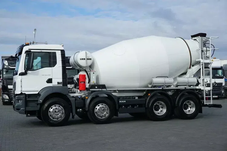 MAN TGS / 32.430 / E 6 / BETONOMIESZARKA / 8 X 4 zdjęcie 3
